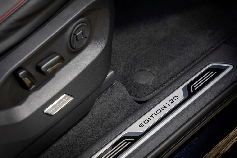 El Volkswagen Touareg celebra sus 20 primaveras con esta edición especial 11 Motor16 2022 VW Touareg EDITION 20 9 Motor16