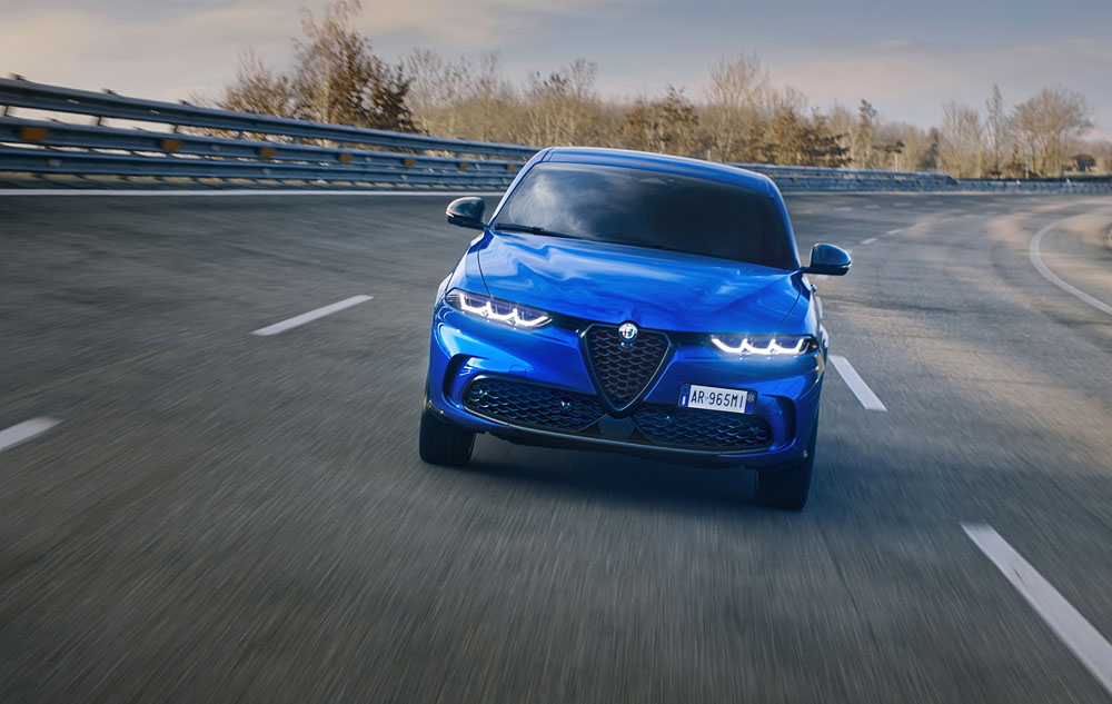 2022 Alfa Romeo Tonale. Imagen movimiento frontal.