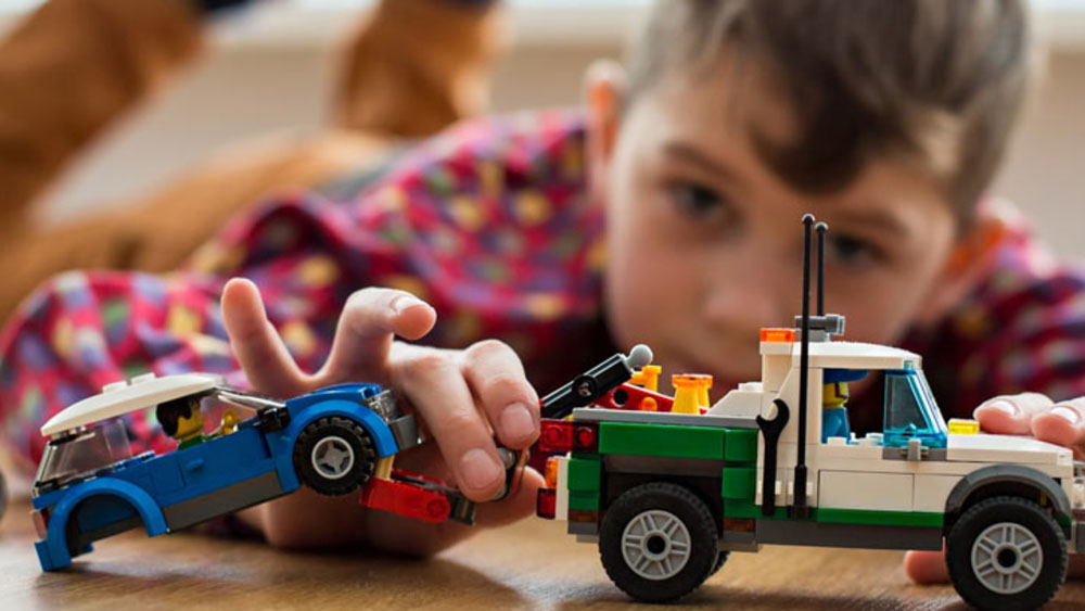 Estos son los coches que debes elegir si quieres que te duren muchos años 1 Motor16 grúa juguete fiabilidad