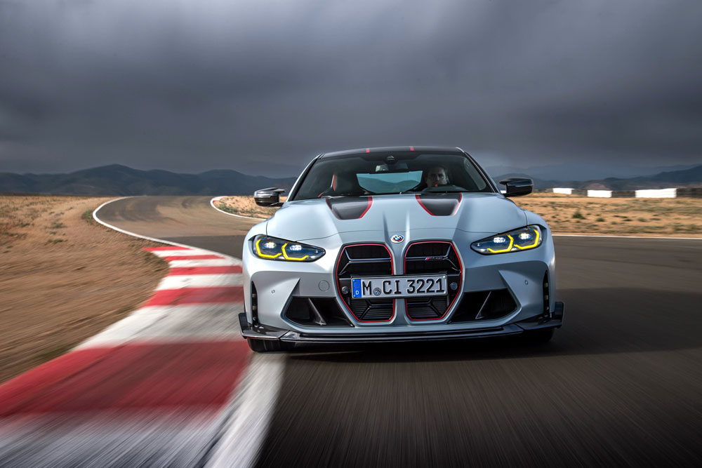 BMW M4 CSL. Creado por y para disfrutar al máximo 3 Motor16 BMW M4 CSL. Imagen movimiento circuito.