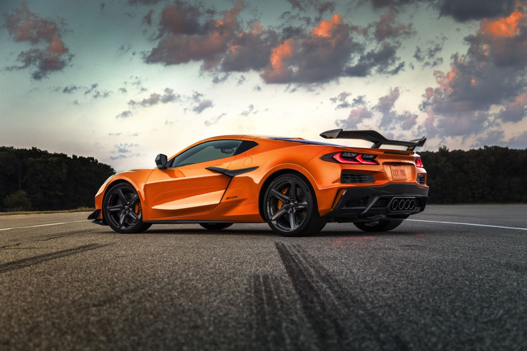 2023-Chevrolet-Corvette-Z06