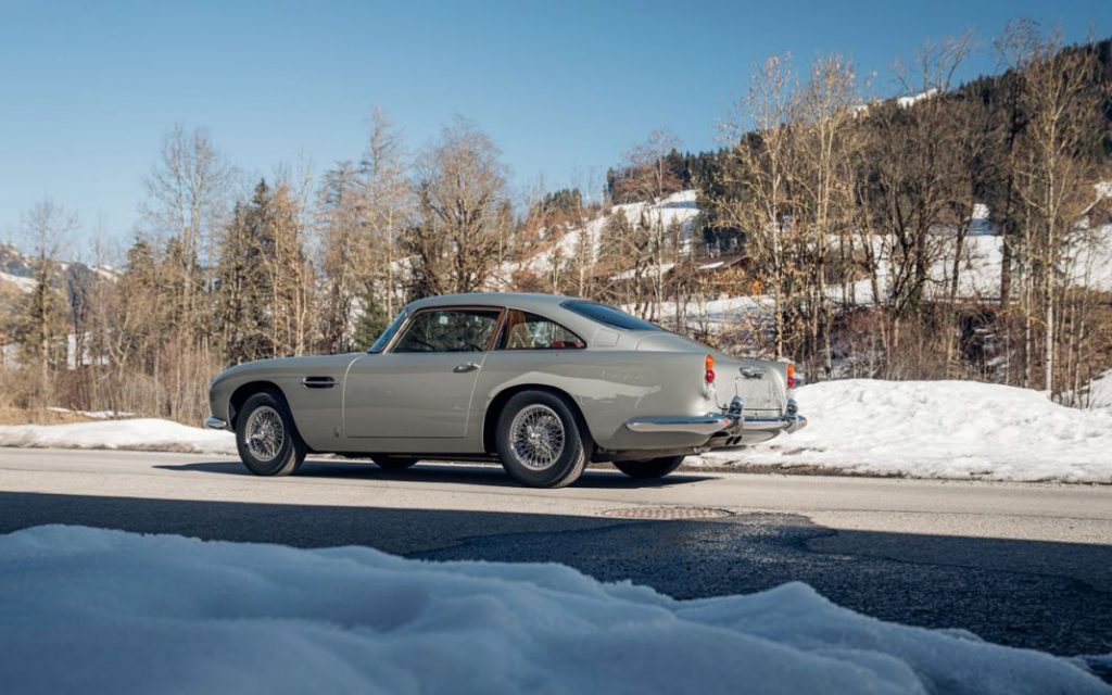 Este Aston Martin DB5 fue de Sean Connery y ahora puede ser tuyo 19 Motor16 Aston Martin DB5 Sean Connery 13 Motor16