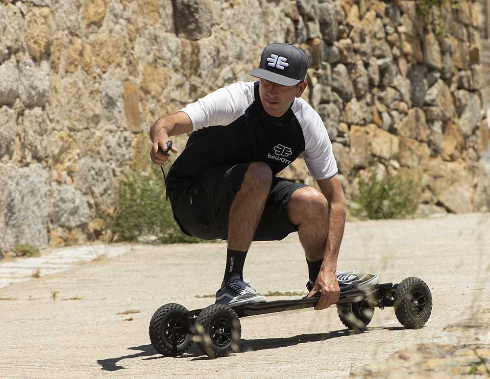 Las bicis, skates y tablas de surf eléctricas de BEWATT cuentan con Cetelem 1 Motor16 BEWATTURBAN201 Motor16