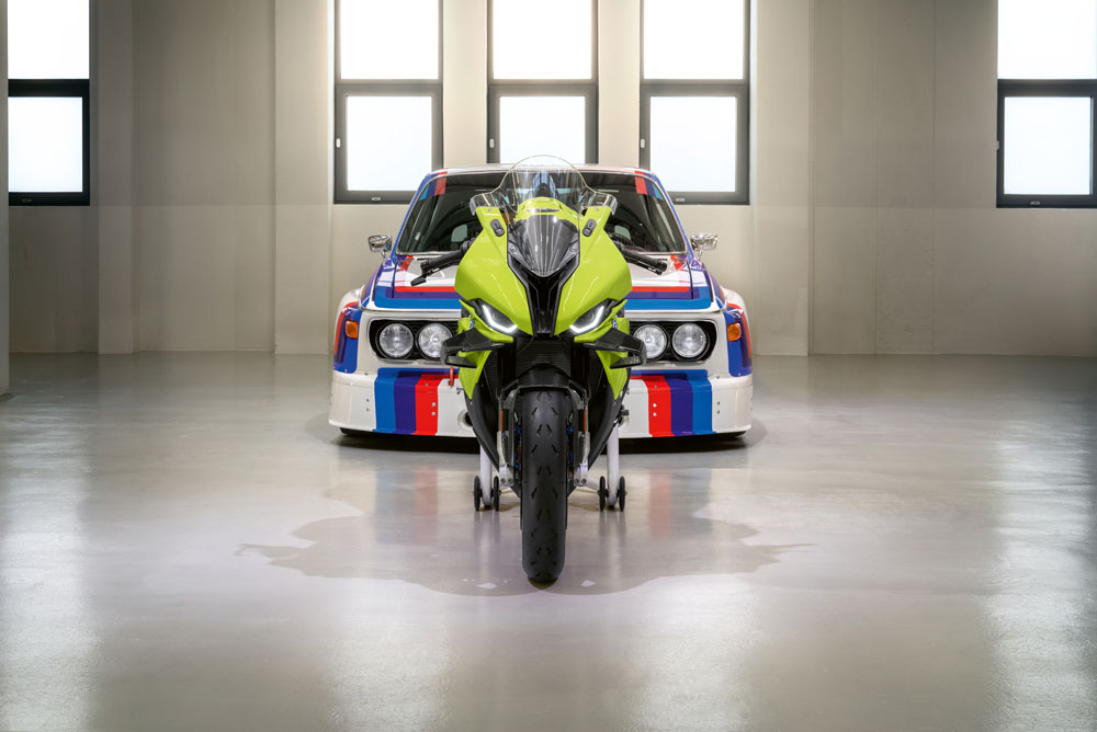 La BMW M 1000 RR que celebra el 50 Aniversario de M 9 Motor16 BMW M 1000 RR 50 Aniversario 9 Motor16