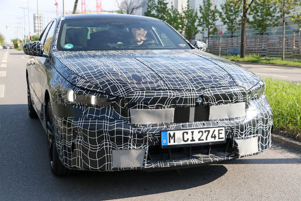 El BMW Serie 5 eléctrico se muestra por completo 22 Motor16 BMW SERIE 5 ELECTRICO 1 Motor16