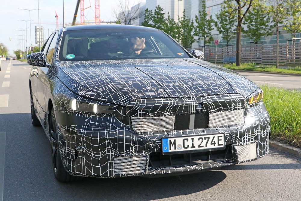 El BMW Serie 5 eléctrico se muestra por completo 21 Motor16 BMW SERIE 5 ELECTRICO 2 Motor16