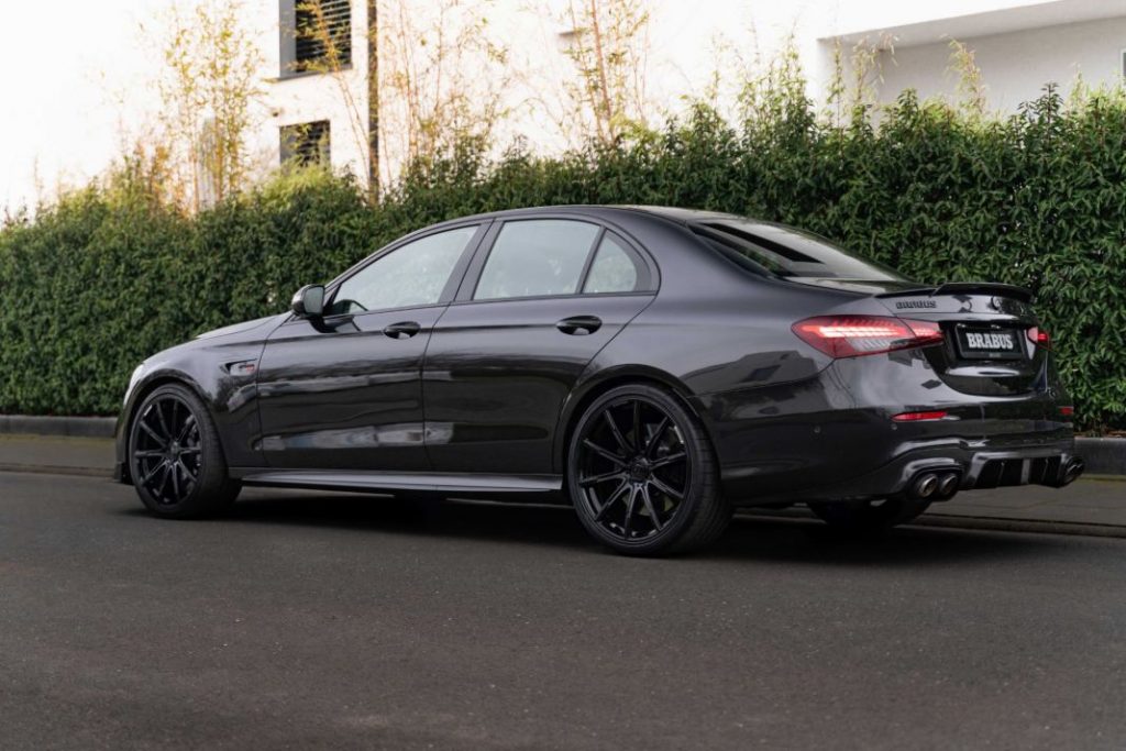 Mercedes-AMG E 63 S 4Matic+ llevado al extremo por Brabus 20 Motor16 Brabus 900 based on the Mercedes AMG E63 S 4MATIC 18 Motor16