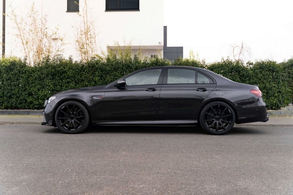 Mercedes-AMG E 63 S 4Matic+ llevado al extremo por Brabus 22 Motor16 Brabus 900 based on the Mercedes AMG E63 S 4MATIC 20 Motor16