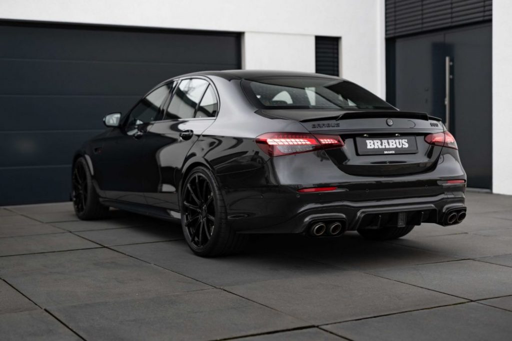 Mercedes-AMG E 63 S 4Matic+ llevado al extremo por Brabus 25 Motor16 Brabus 900 based on the Mercedes AMG E63 S 4MATIC 24 Motor16