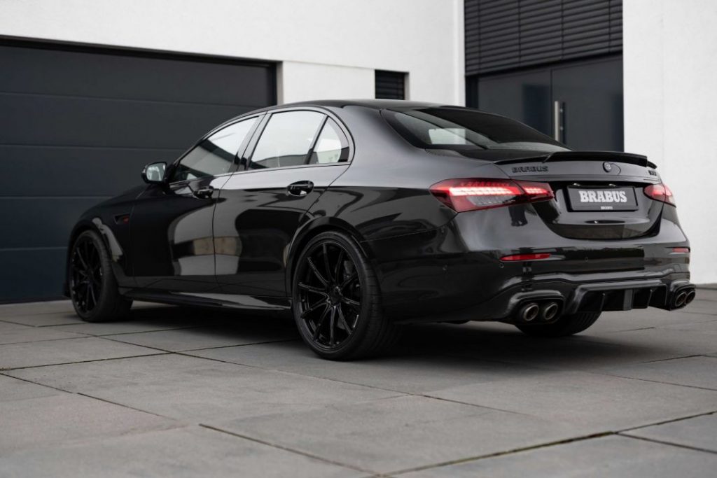 Mercedes-AMG E 63 S 4Matic+ llevado al extremo por Brabus 26 Motor16 Brabus 900 based on the Mercedes AMG E63 S 4MATIC 25 Motor16