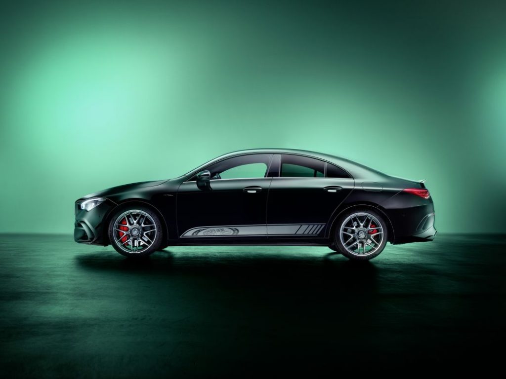 Llega la ‘Edition 55’ para el compacto más bestia de Mercedes 1 Motor16 CLA 45 4MATIC EDITION 55 1 Motor16