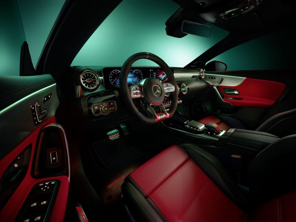 Llega la ‘Edition 55’ para el compacto más bestia de Mercedes 2 Motor16 CLA 45 4MATIC EDITION 55 4 Motor16