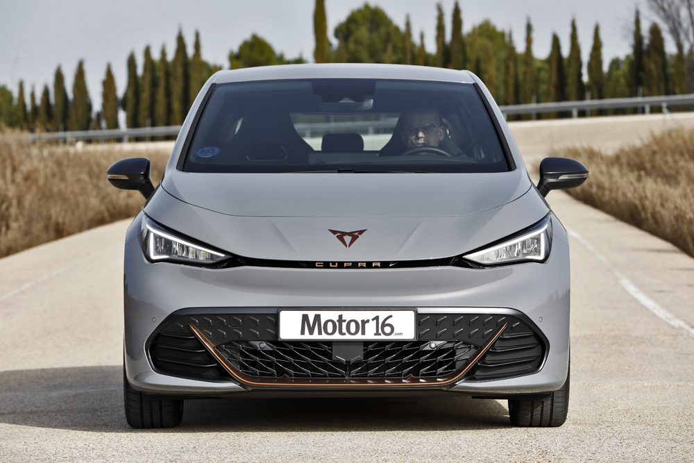 Cupra Born. Electrodeportividad 11 Motor16 CUPRA BORN 2022 1819 011 Motor16
