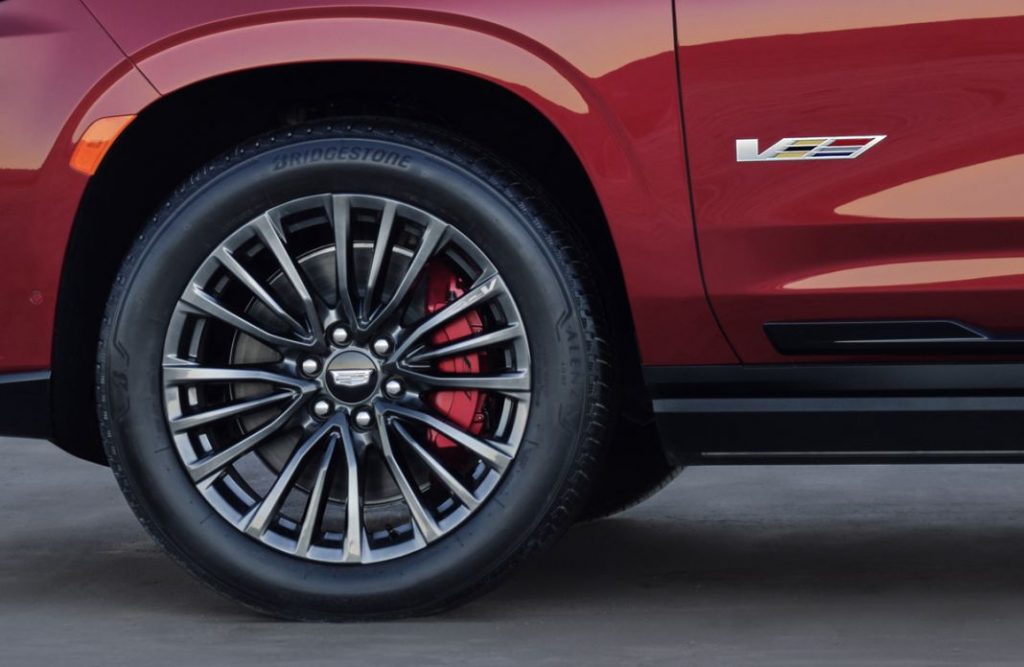 Cadillac Escalade 10 Motor16