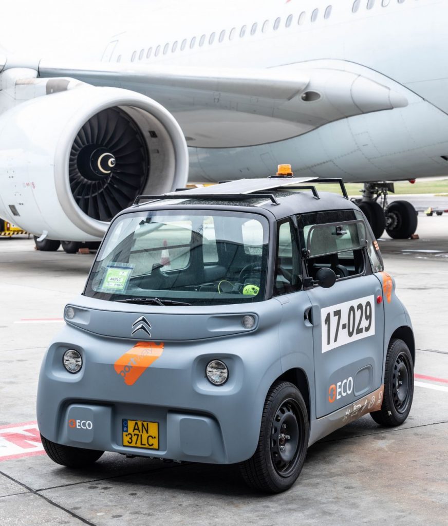 El Citroën AMI monta paneles solares 1 Motor16 Foto Citroën AMI Cargo con paneles solares.