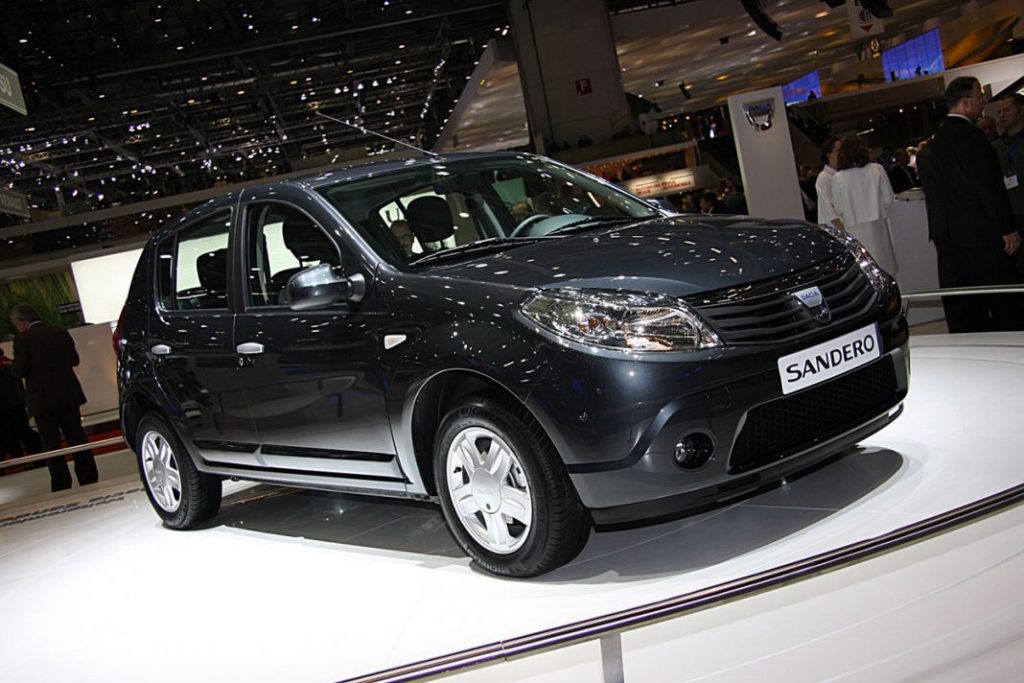 Dacia Sandero coche más barato 3 Motor16