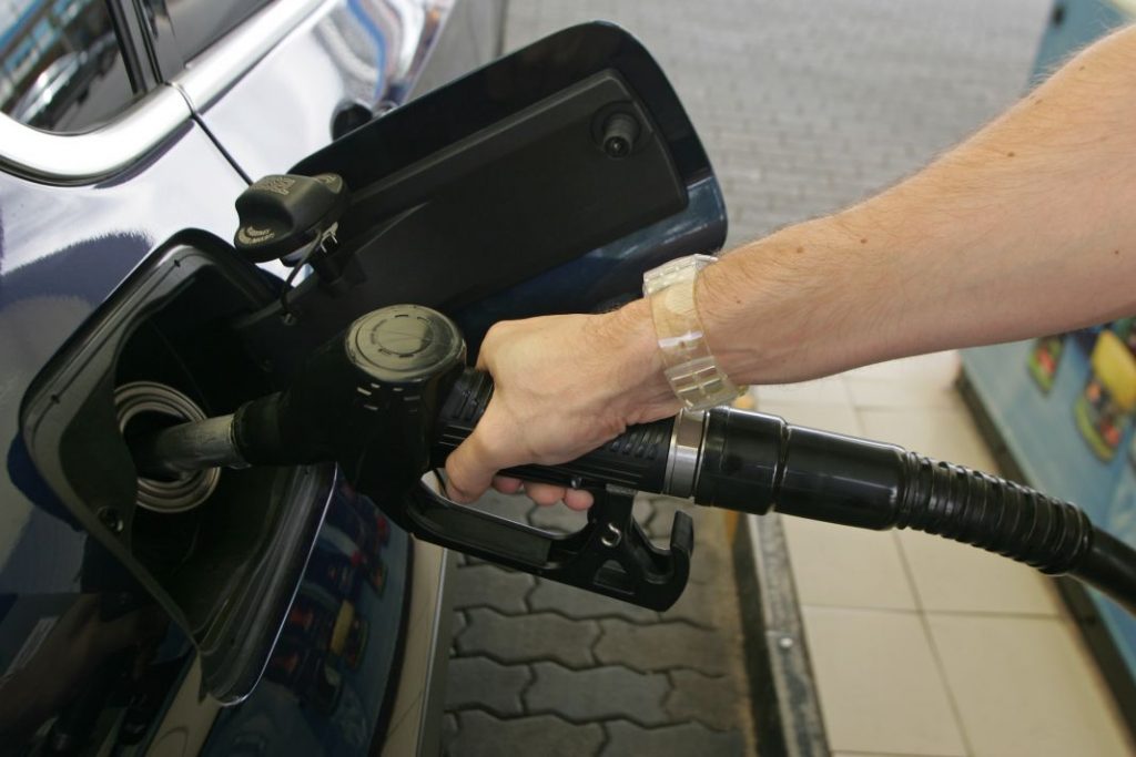 Gasolina mas barata 4 Motor16