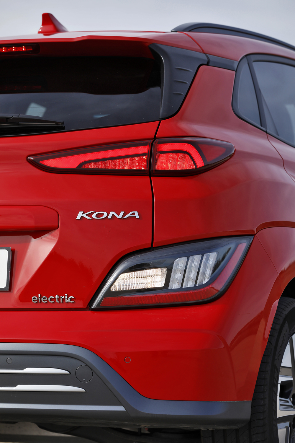 Hyundai Kona EV 150 kW Style Sky. Entre los mejores 14 Motor16 Hyundai Kona EV 150KW Style Sky. 2022 1819 010 Motor16