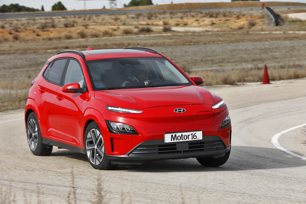 Hyundai Kona EV 150 kW Style Sky. Entre los mejores 1 Motor16 Hyundai Kona EV 150KW Style Sky