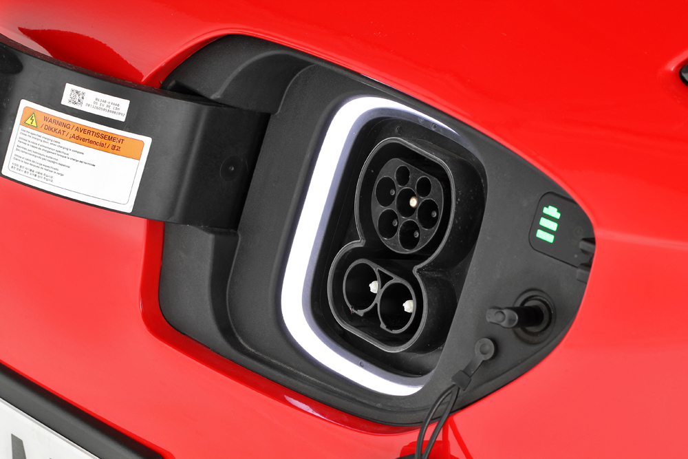 Hyundai Kona EV 150 kW Style Sky. Entre los mejores 7 Motor16 Hyundai Kona EV 150KW Style Sky. 2022 1819 04 Motor16