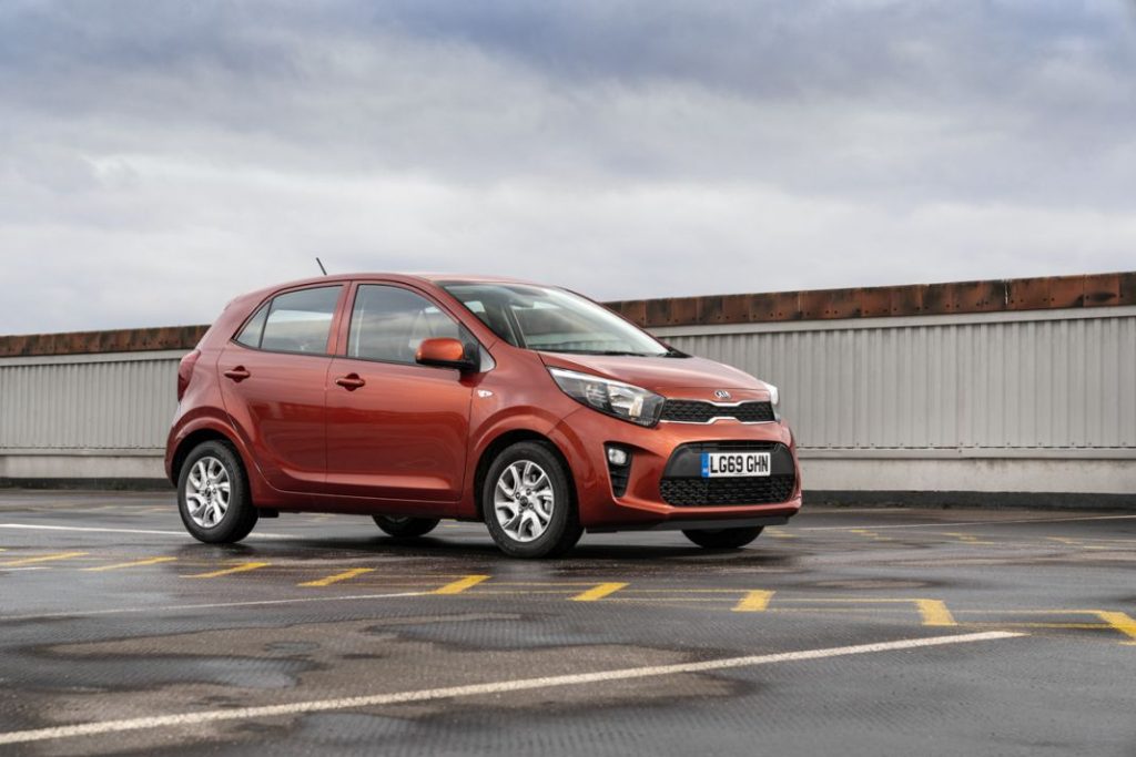 Coches de 'Km 0' que te puedes comprar con 11.000 euros 11 Motor16 Kia Picanto Motor16