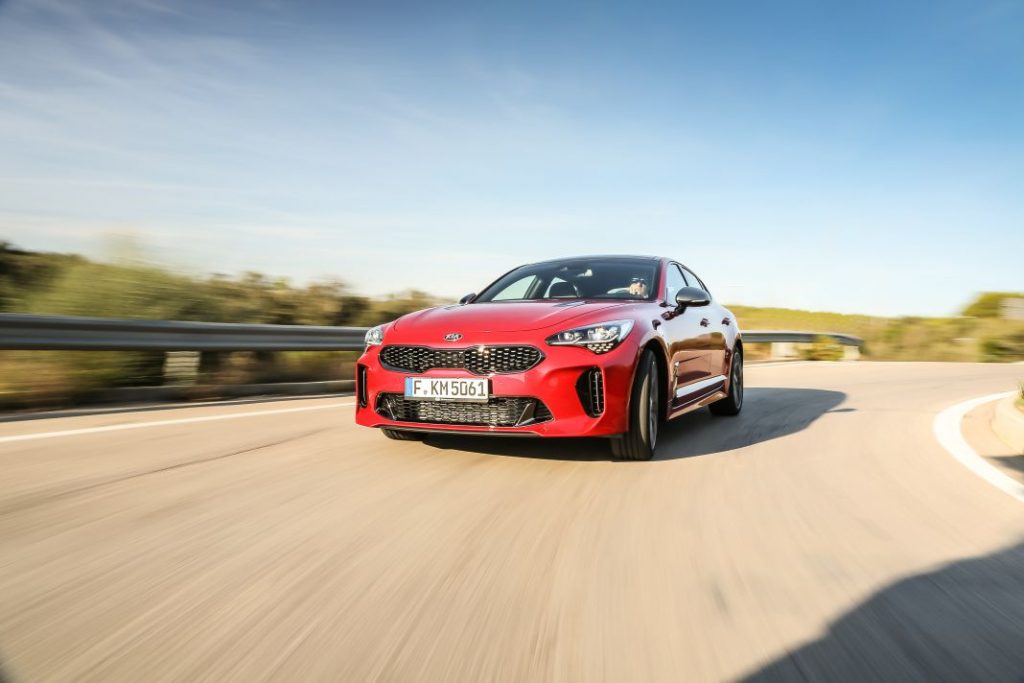 Kia Stinger 108 Motor16