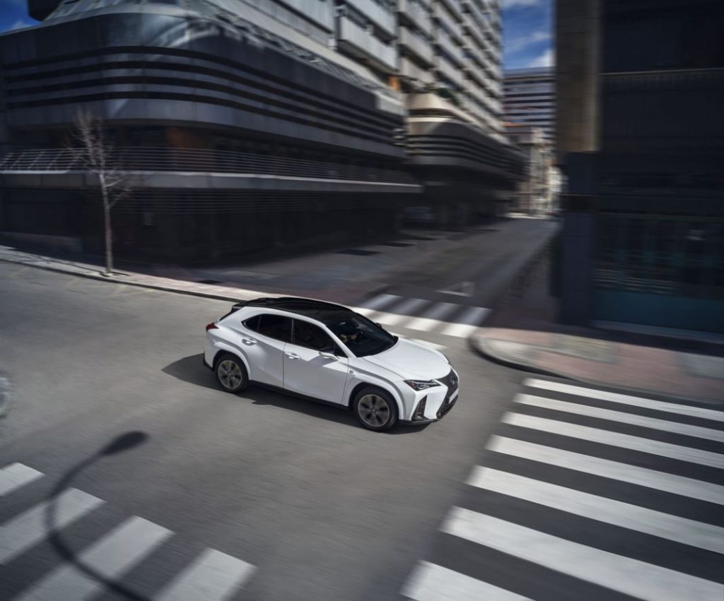Lexus UX 250h. Así es tras la nueva actualización 17 Motor16 Lexus UX 250h 10 1 Motor16