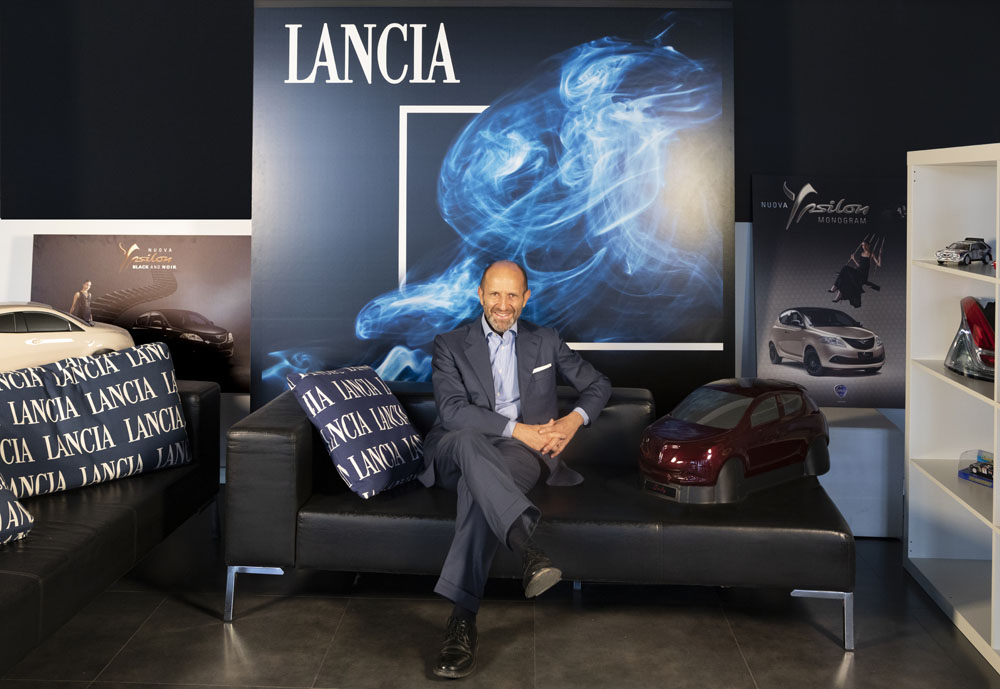 Luca Napolitano (Lancia): "Es una suerte poder entrar al mercado premium con el tiempo necesario para hacerlo de forma creíble" 1 Motor16 Luca Napolitano 2 Motor16