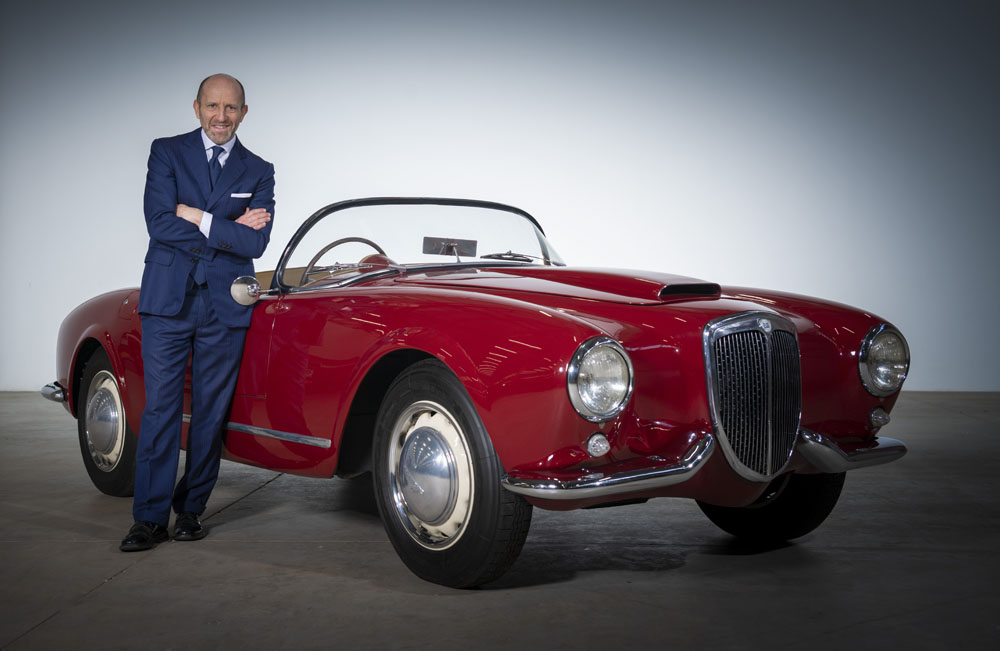Luca Napolitano (Lancia): "Es una suerte poder entrar al mercado premium con el tiempo necesario para hacerlo de forma creíble" 3 Motor16 Luca Napolitano 4 Motor16