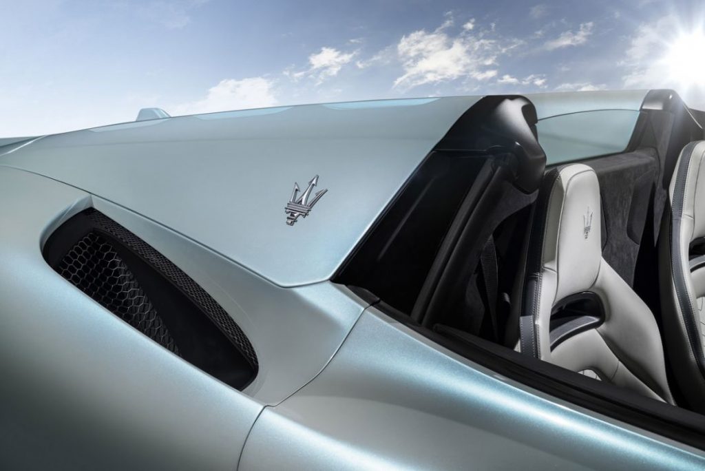 Maserati MC20 Cielo 22 Motor16