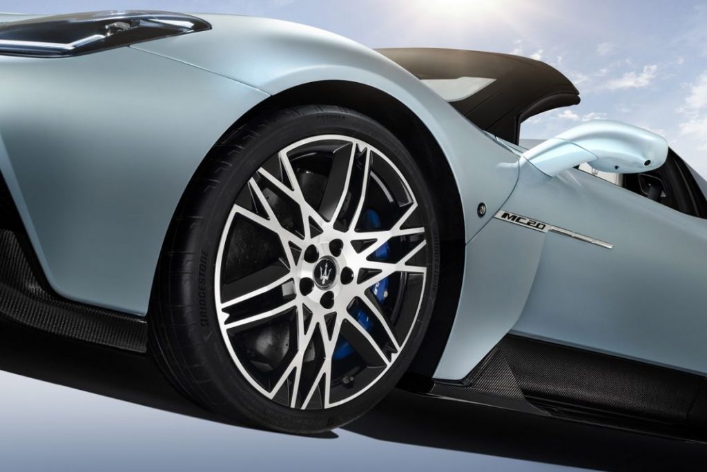 Maserati MC20 Cielo 65 Motor16