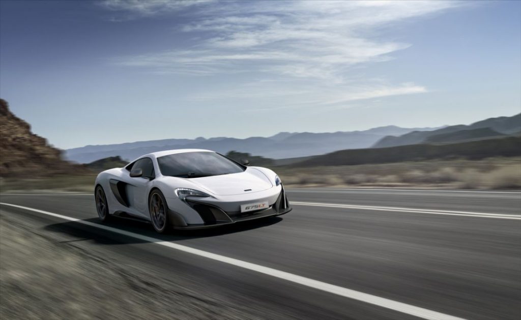 McLaren675LT Motor16