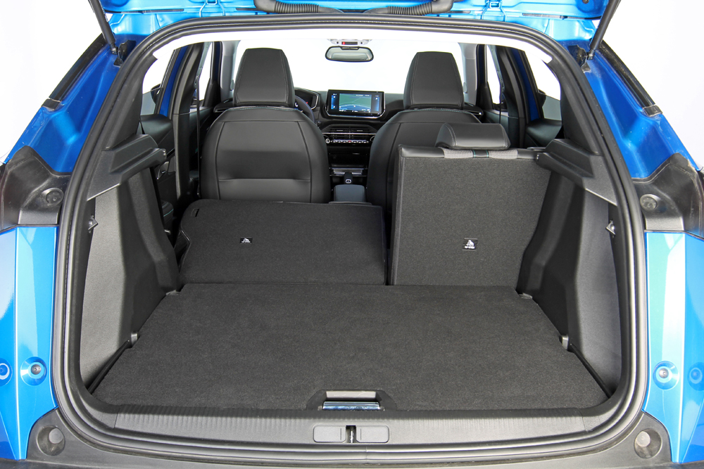 Peugeot 2008 1.2 PureTech 130 EAT8 Allure. Imagen y algo más 7 Motor16 Peugeot 2008 1.2 PureTech 130 EAT8 Allure 1813 2022 9 Motor16