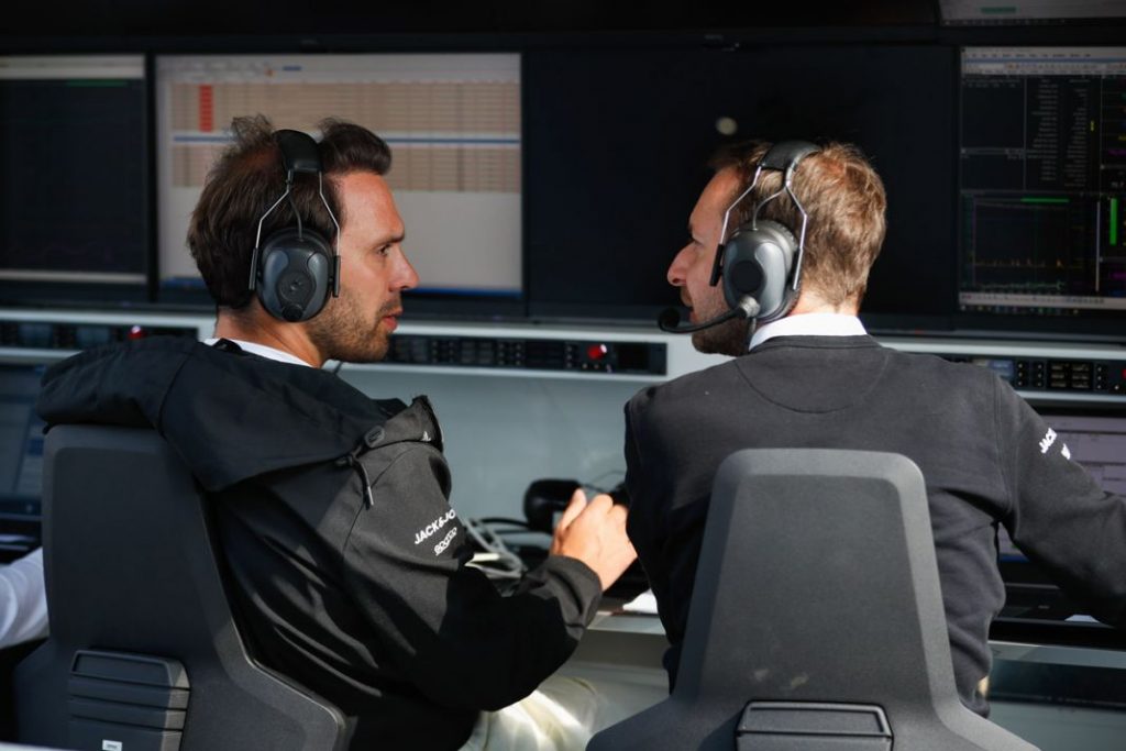 Peugeot 9X84 Motor16