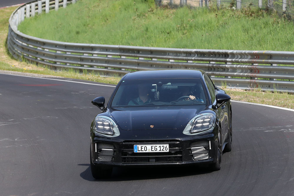 El nuevo Porsche Panamera incendia Nürburgring 24 Motor16 Porsche Panamera Ring 1 Motor16