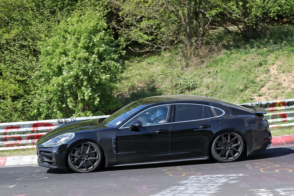 El nuevo Porsche Panamera incendia Nürburgring 8 Motor16 Porsche Panamera Ring 17 Motor16