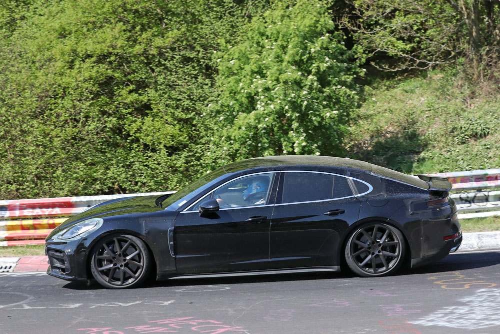 El nuevo Porsche Panamera incendia Nürburgring 7 Motor16 Porsche Panamera Ring 18 Motor16