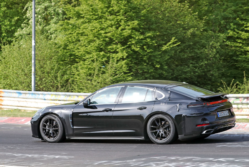 El nuevo Porsche Panamera incendia Nürburgring 17 Motor16 Porsche Panamera Ring 8 Motor16
