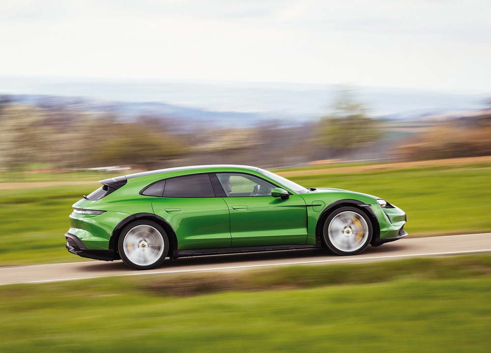 Los coches eléctricos más caros del mercado 2 Motor16 Porsche Taycan Turbo S Cross Turismo