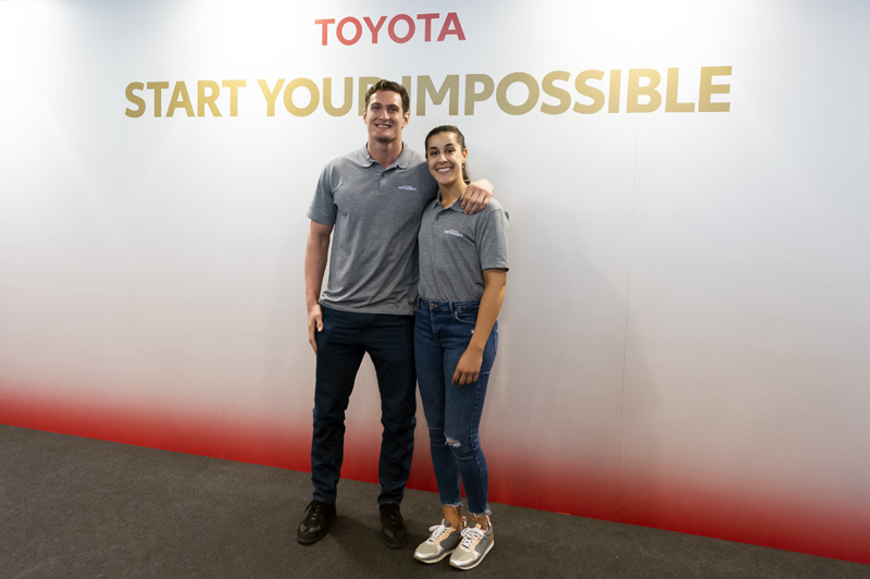 Carolina Marín, Niko Shera, Eva Moral y Martín de la Puente siguen en el equipo Toyota 3 Motor16 Presentacion equipo Toyota 2022 23 Motor16