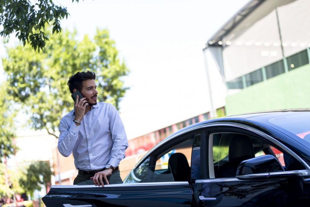 Cabify rompe esquemas y cambia su seña de identidad por Navidad 82 Motor16 cabify