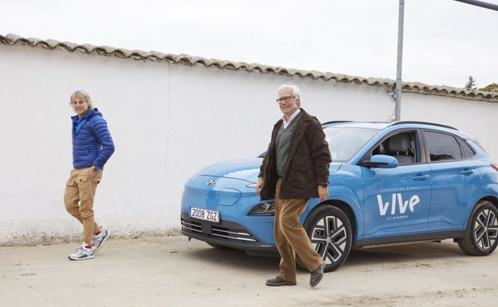 REM16 Hyundai VIVe 06 Motor16