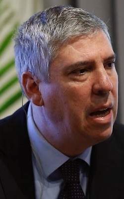 REM16 Renault PERTE VEC 01 edited Motor16