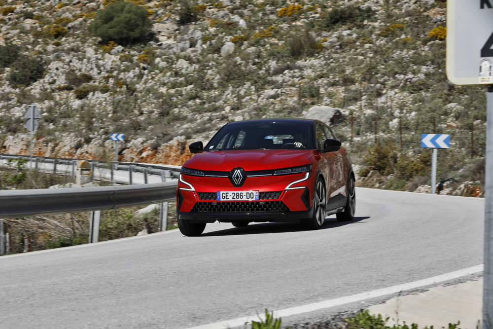 Probamos el Renault Megane e-Tech Techno EV60. De Mégane nada 8 Motor16 Renault Megane e Tech Techno EV60 2022 1819 03 Motor16