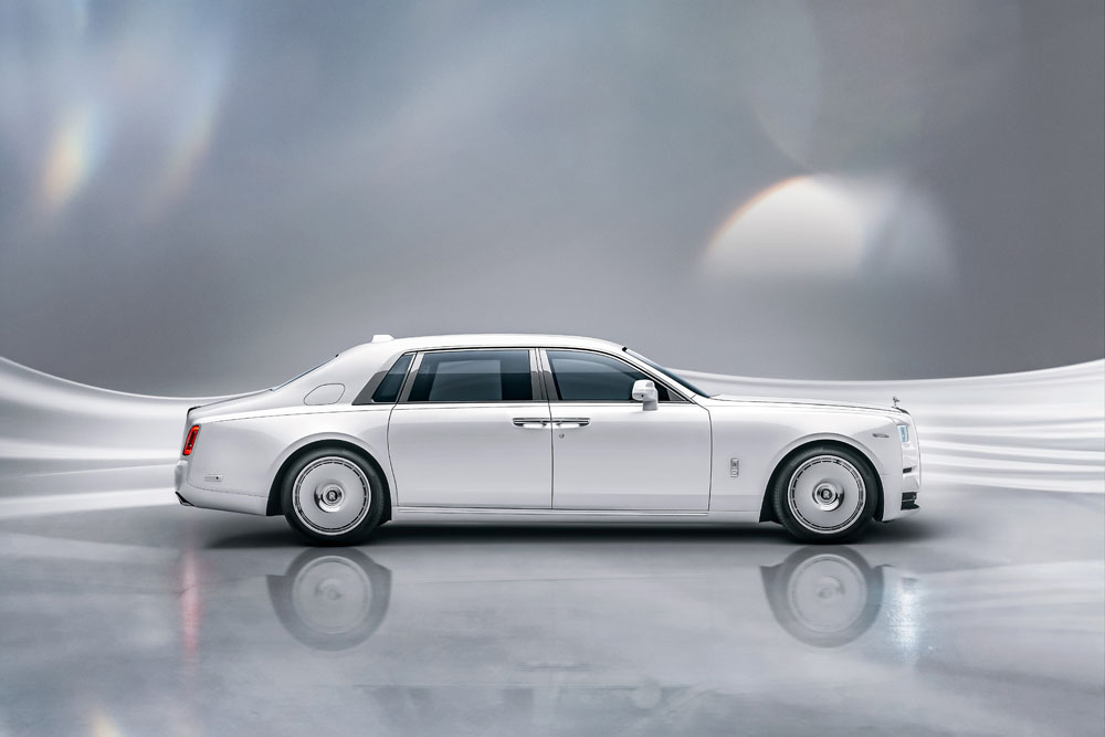 Rolls-Royce Phantom 2023: ligeros retoques para Su Majestad 16 Motor16 Rolls Royce Phantom 11 1 Motor16