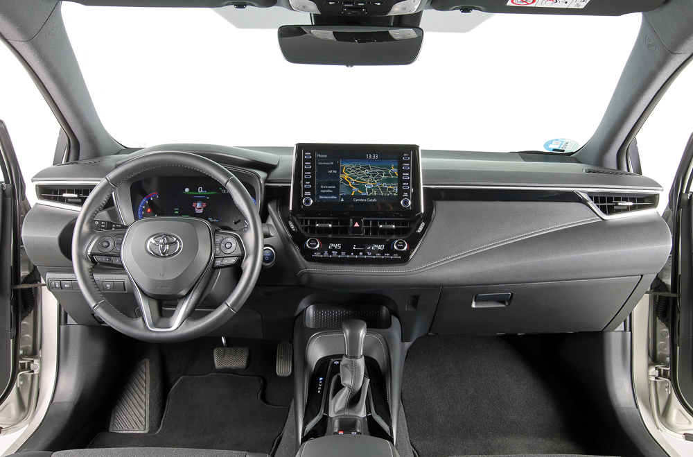 Toyota Corolla Touring Sports, interior 