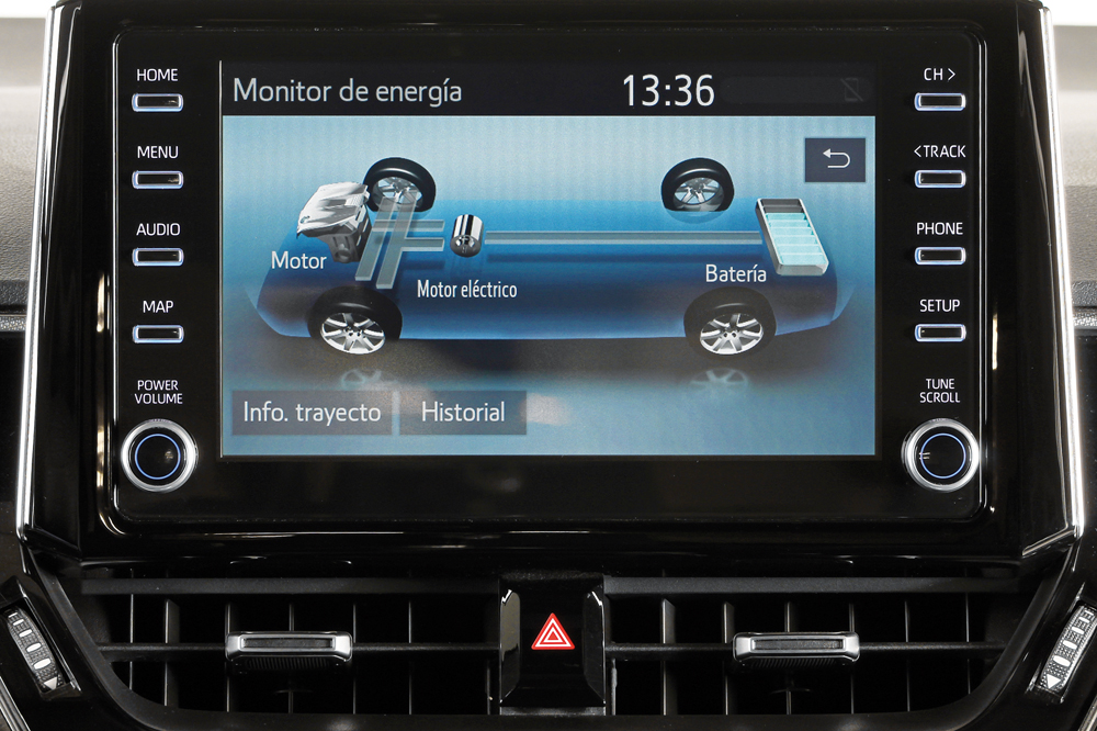 Probamos el Toyota Corolla Touring Sports. Apuesta racional 15 Motor16 TOYOTA COROLLA TOURING SPORTS HYBRID 1813 2022 4 Motor16