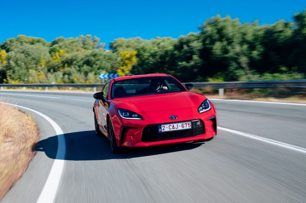 Con ningún otro coche te lo vas a pasar mejor que con el nuevo Toyota GR86 21 Motor16 Toyota GR86 12 1 Motor16
