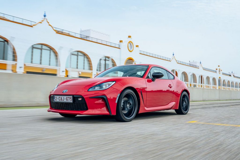 Con ningún otro coche te lo vas a pasar mejor que con el nuevo Toyota GR86 25 Motor16 Toyota GR86 16 Motor16