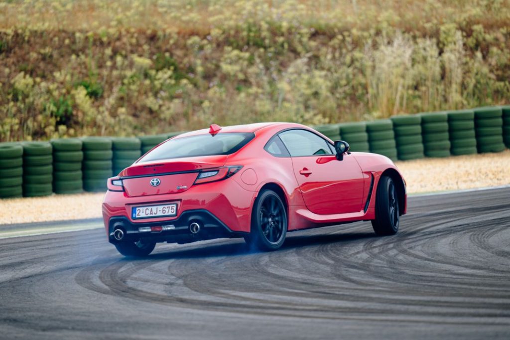 Con ningún otro coche te lo vas a pasar mejor que con el nuevo Toyota GR86 31 Motor16 Toyota GR86 22 1 Motor16